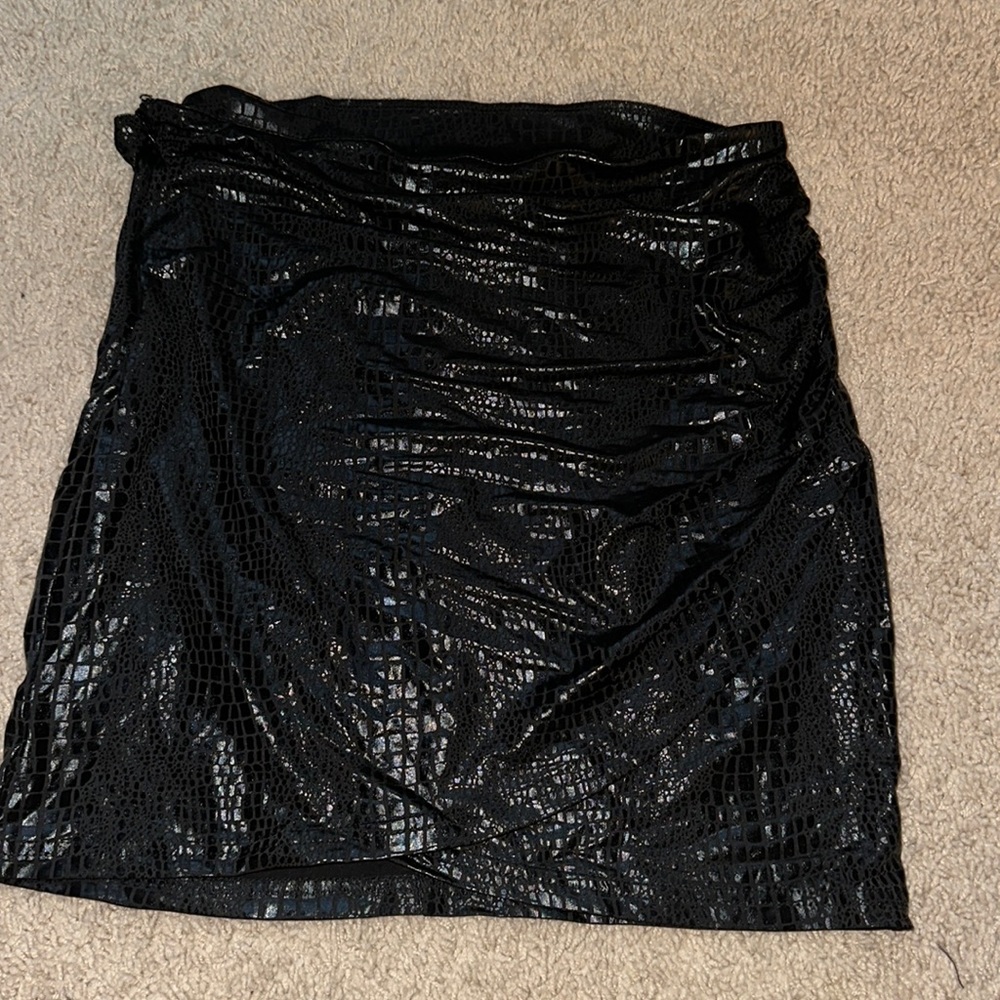 Black Snakeprint skirt
